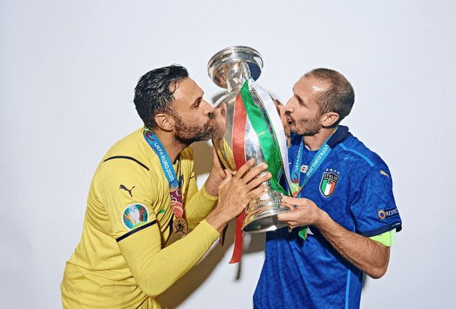 他必须在下 他必须在下