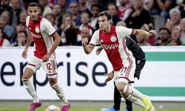 在父子两人 在父子两人