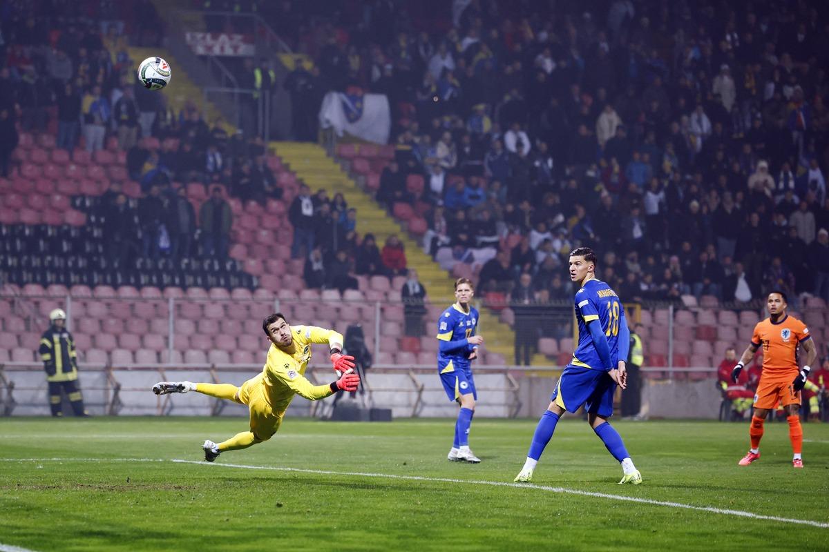 是在这两方 是在这两方