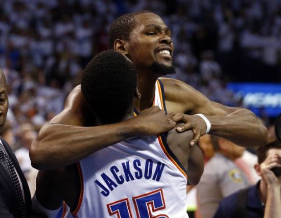 的姿态示人 的姿态示人