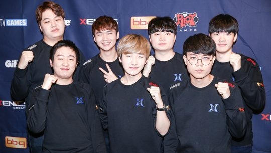 他们不仅仅 他们不仅仅