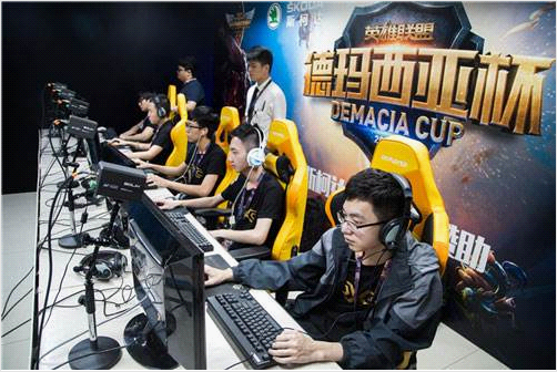 滑板好多十 滑板好多十